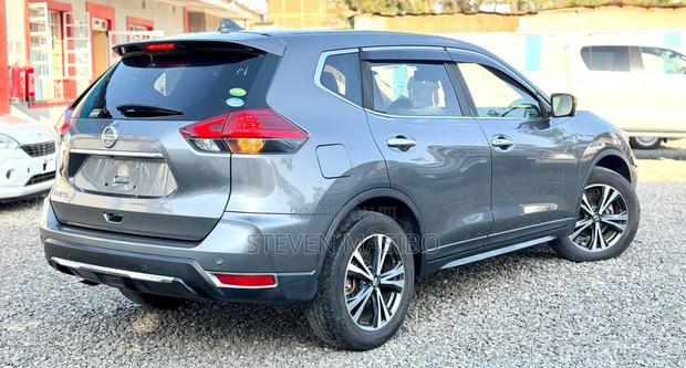 Nissan X-Trail 2.0 Petrol AWD 2018 Gray