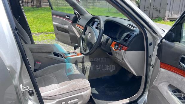 Toyota Mark II 2003 Silver