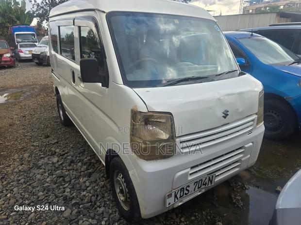 Suzuki EV 2017 White