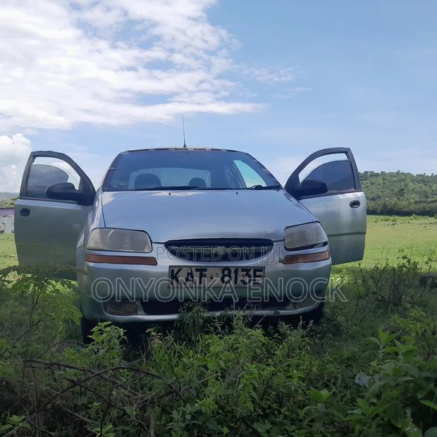 Chevrolet Aveo Sedan 2004 Silver