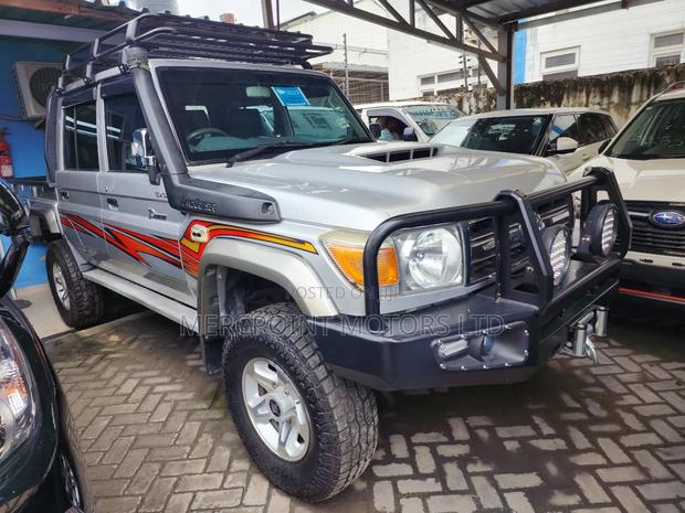 Toyota Land Cruiser 2019 Ivory