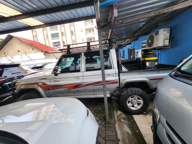 Toyota Land Cruiser 2019 Ivory