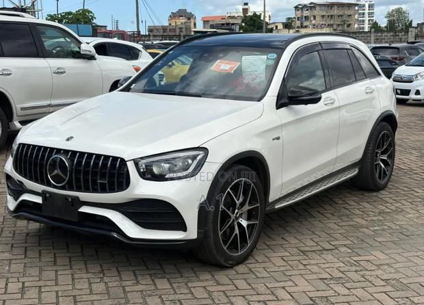Mercedes-Benz GLC-Class 2019 White