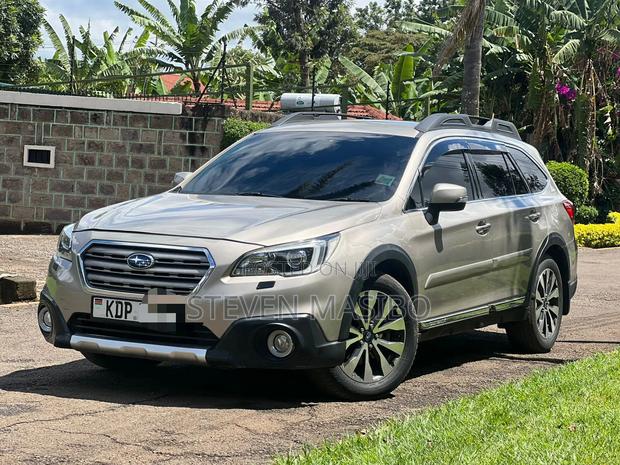 Subaru Outback 2.5i AWD 2016 Gold