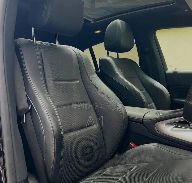 Mercedes-Benz GLE-Class GLE 400d 4MATIC 2019 Black