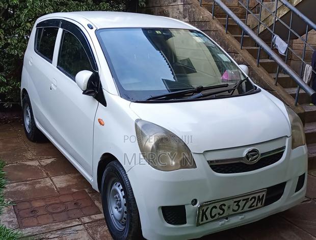 Daihatsu Mira 2011 White