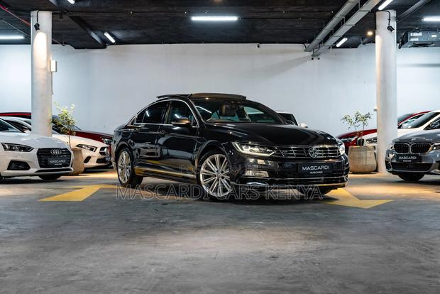 Volkswagen Passat 2.0T SE R-Line 2019 Gray