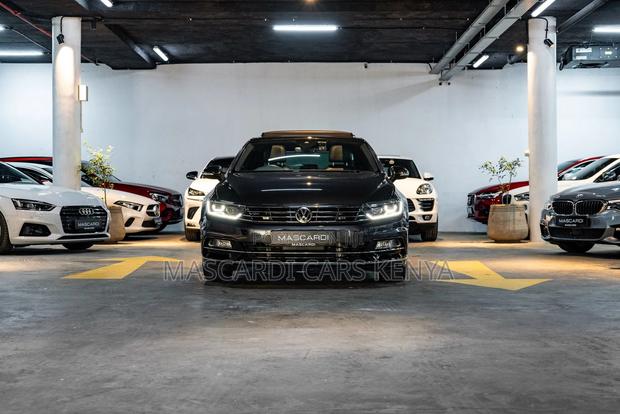 Volkswagen Passat 2.0T SE R-Line 2019 Gray