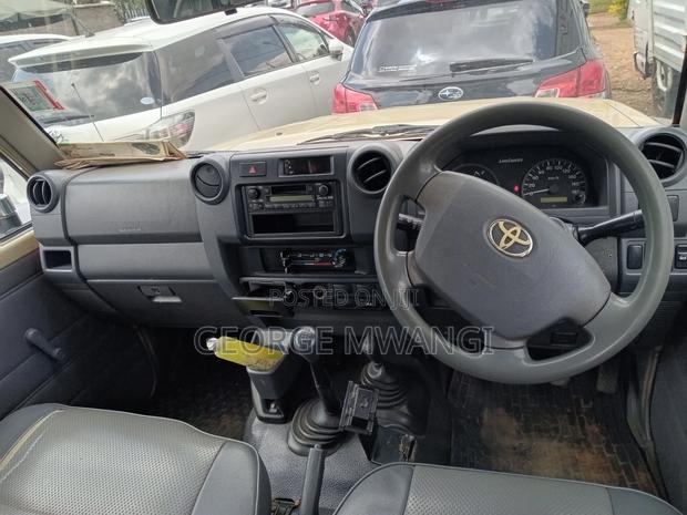 Toyota Land Cruiser 2010 Beige