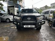 Toyota Hilux 2021 Gray for sale