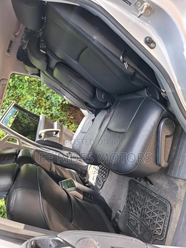 Toyota Land Cruiser Prado 3.0 TD 2010 Silver
