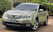 Subaru Outback 2.5i 2010 Gold for sale