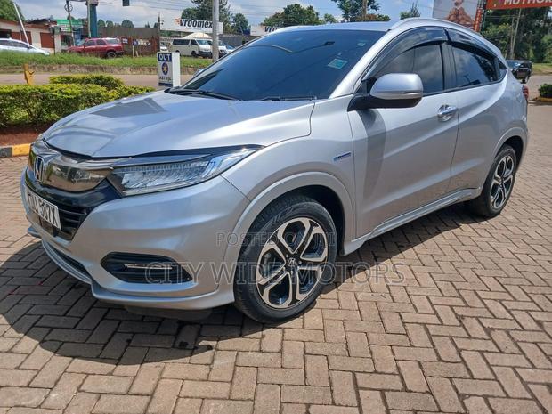 Honda Vezel 1.5 Hybrid 2WD 2018 Silver