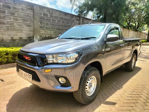 Toyota Hilux 2015 Blue