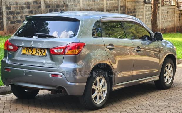 Mitsubishi RVR 2.0 2011 Silver