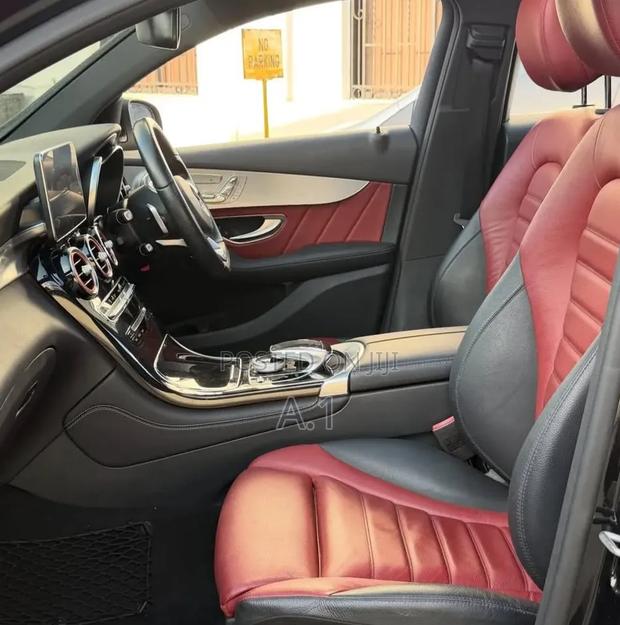 Mercedes-Benz GLC-Class 2019 Black