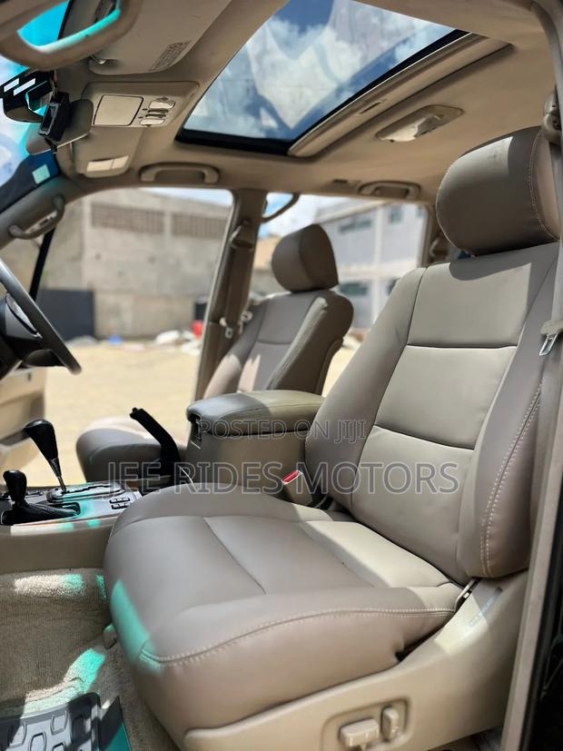 Toyota Land Cruiser 2007 Black