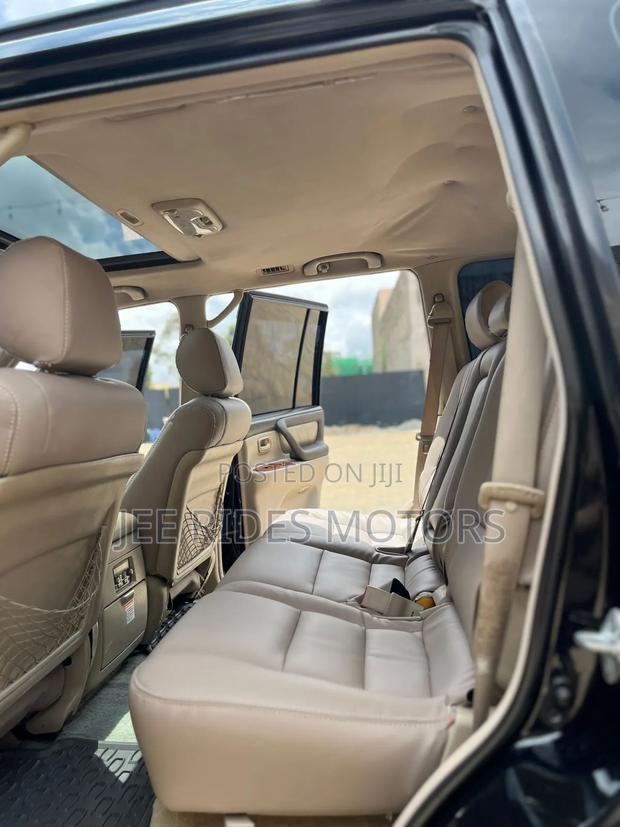 Toyota Land Cruiser 2007 Black