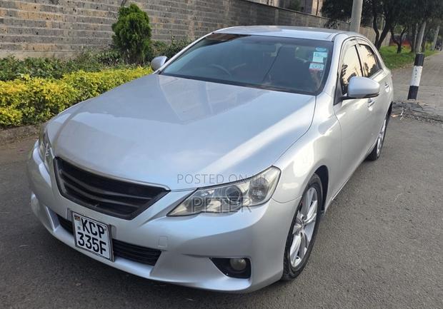 Toyota Mark X 2010 Silver