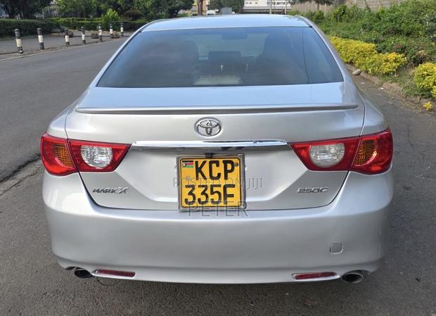 Toyota Mark X 2010 Silver