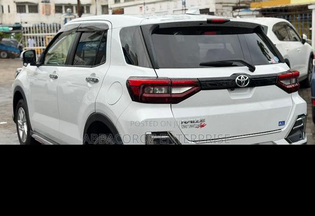 Toyota Raize 1.0 AWD 2020 White