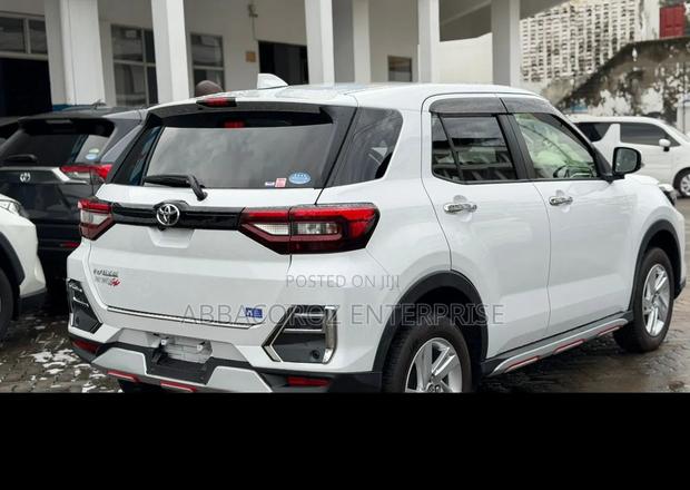 Toyota Raize 1.0 AWD 2020 White