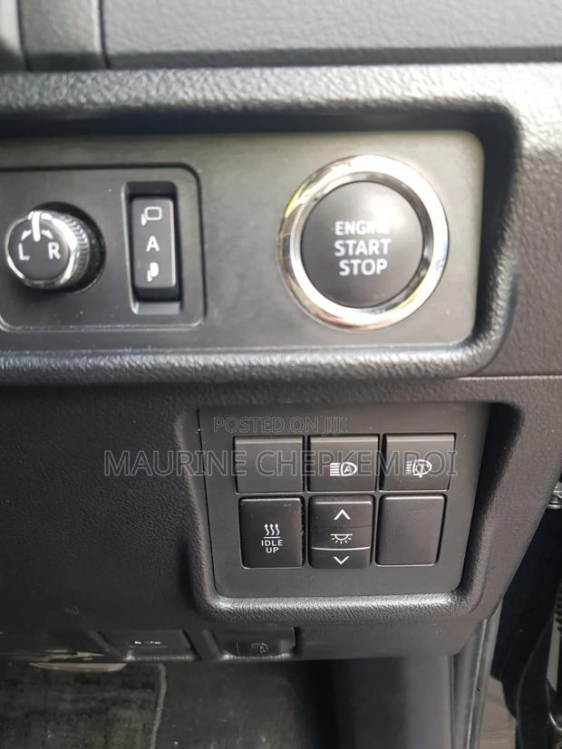 Toyota Land Cruiser Prado 2.7 2020 Black
