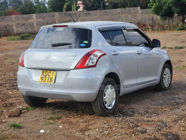 Suzuki Swift 2014 Silver