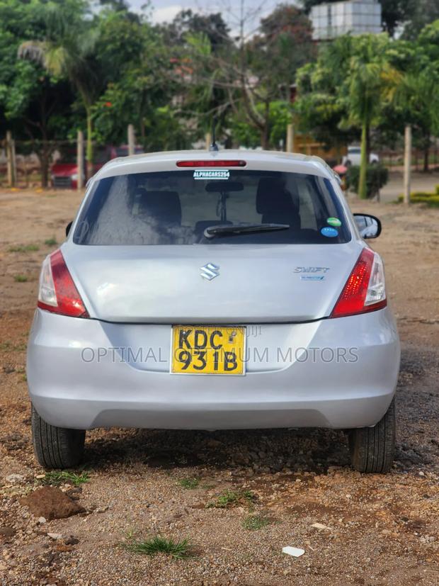 Suzuki Swift 2014 Silver