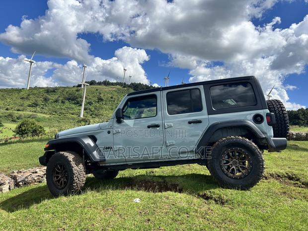 Jeep Wrangler 2024 Green