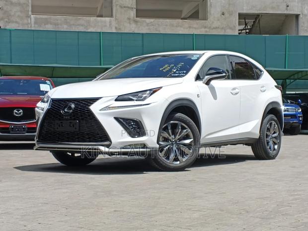 Lexus NX 300 FWD 2020 White