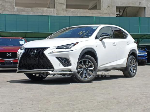 Lexus NX 300 FWD 2020 White