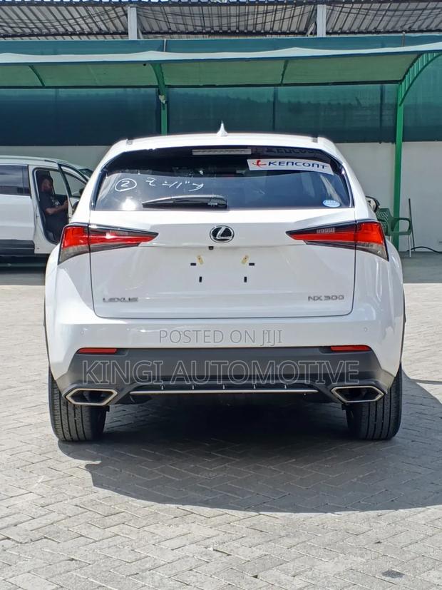 Lexus NX 300 FWD 2020 White
