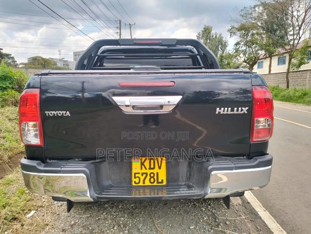 Toyota Hilux Revo Double Cab Deisel 2.4 AWD 2016 Black
