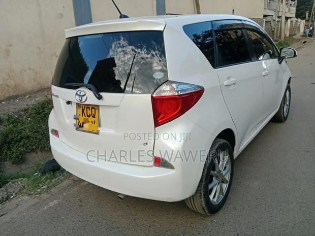 Toyota Ractis 2011 White