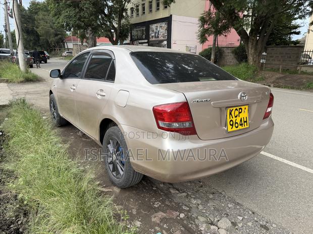 Toyota Axio 1.5 X 2WD 2011 Gold
