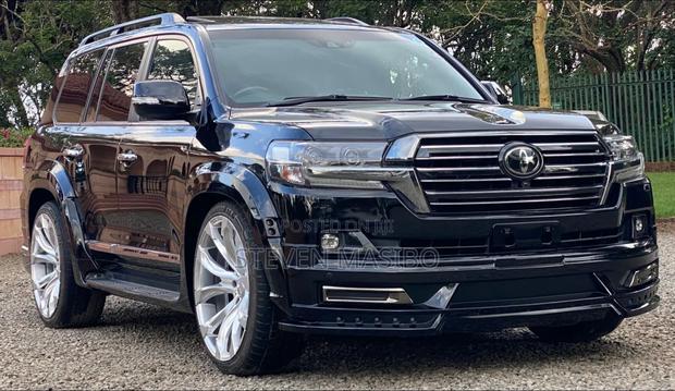 Toyota Land Cruiser 4.6 V8 ZX 2019 Black