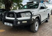 Toyota Hilux 2021 White for sale