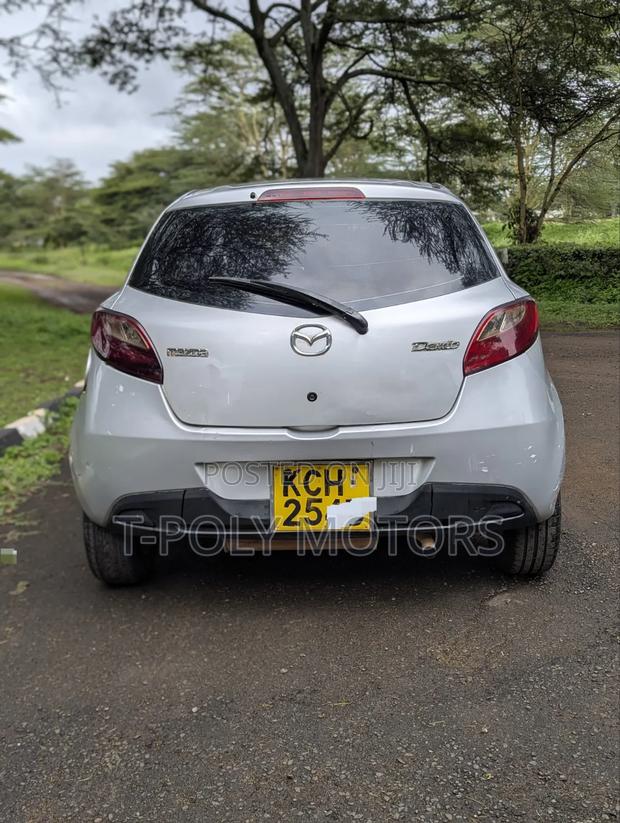 Mazda Demio 2009 Silver