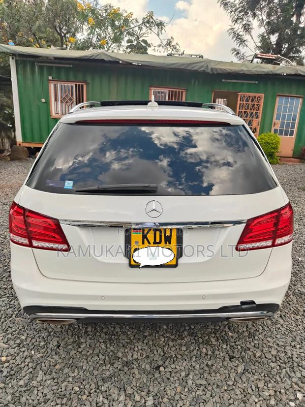 Mercedes-Benz E250 2015 White