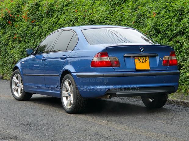 BMW 318i 2005 Blue
