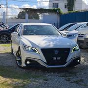 Toyota Crown 2019 Pearl for sale