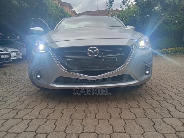 Mazda Demio 2019 Silver
