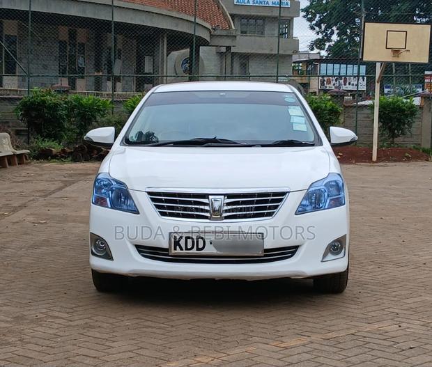 Toyota Premio 2011 White