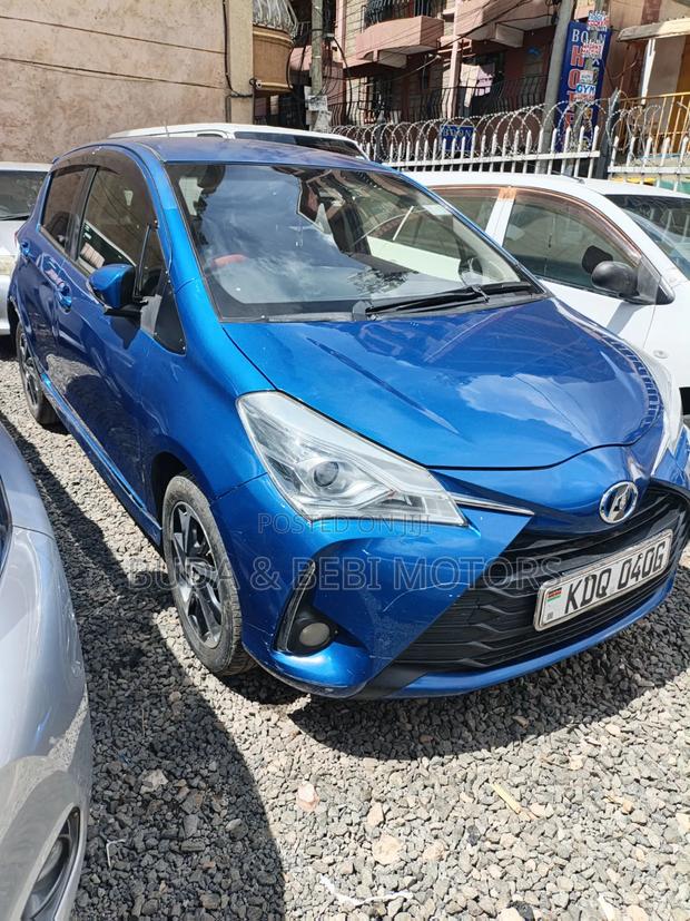 Toyota Vitz 2017 Blue