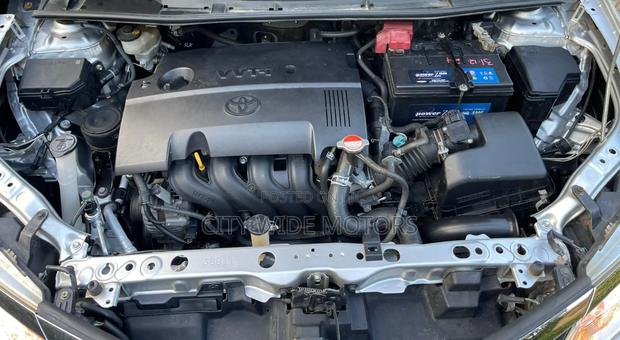 Toyota Corolla Fielder 1.5 Petrol FWD 2016 Silver