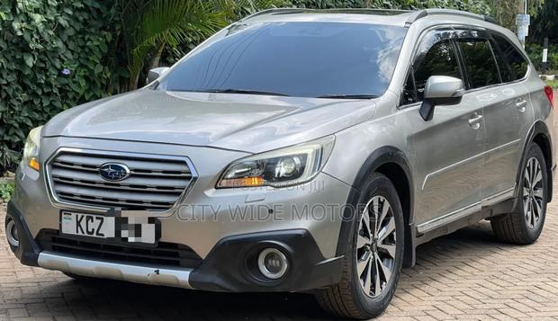 Subaru Outback 2.5i Limited PZEV 4dr Wagon AWD (2.5L 4cyl CVT) 2015