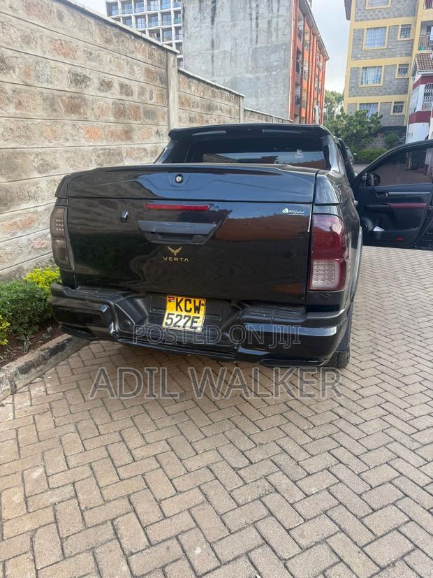 Toyota Hilux Revo Double Cab Deisel 2.8 AWD 2017 Black