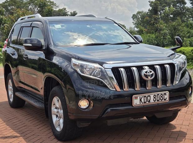 Toyota Land Cruiser Prado 2016 Black