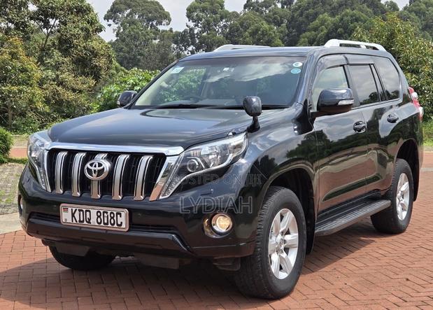 Toyota Land Cruiser Prado 2016 Black